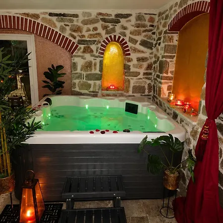 别墅 Giorgos - Jacuzzi Hideaway In Lydia, Kavala *
