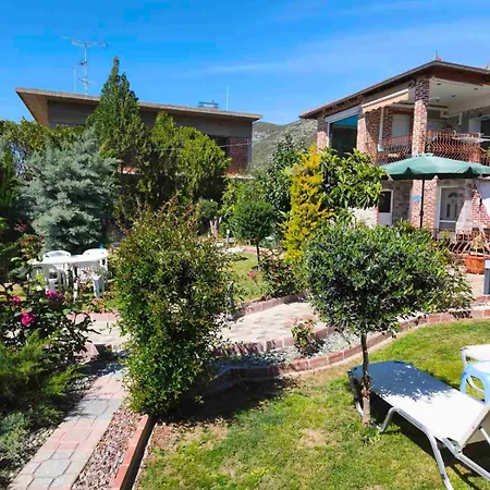 Giorgos - Jacuzzi Hideaway In Lydia, Kavala *